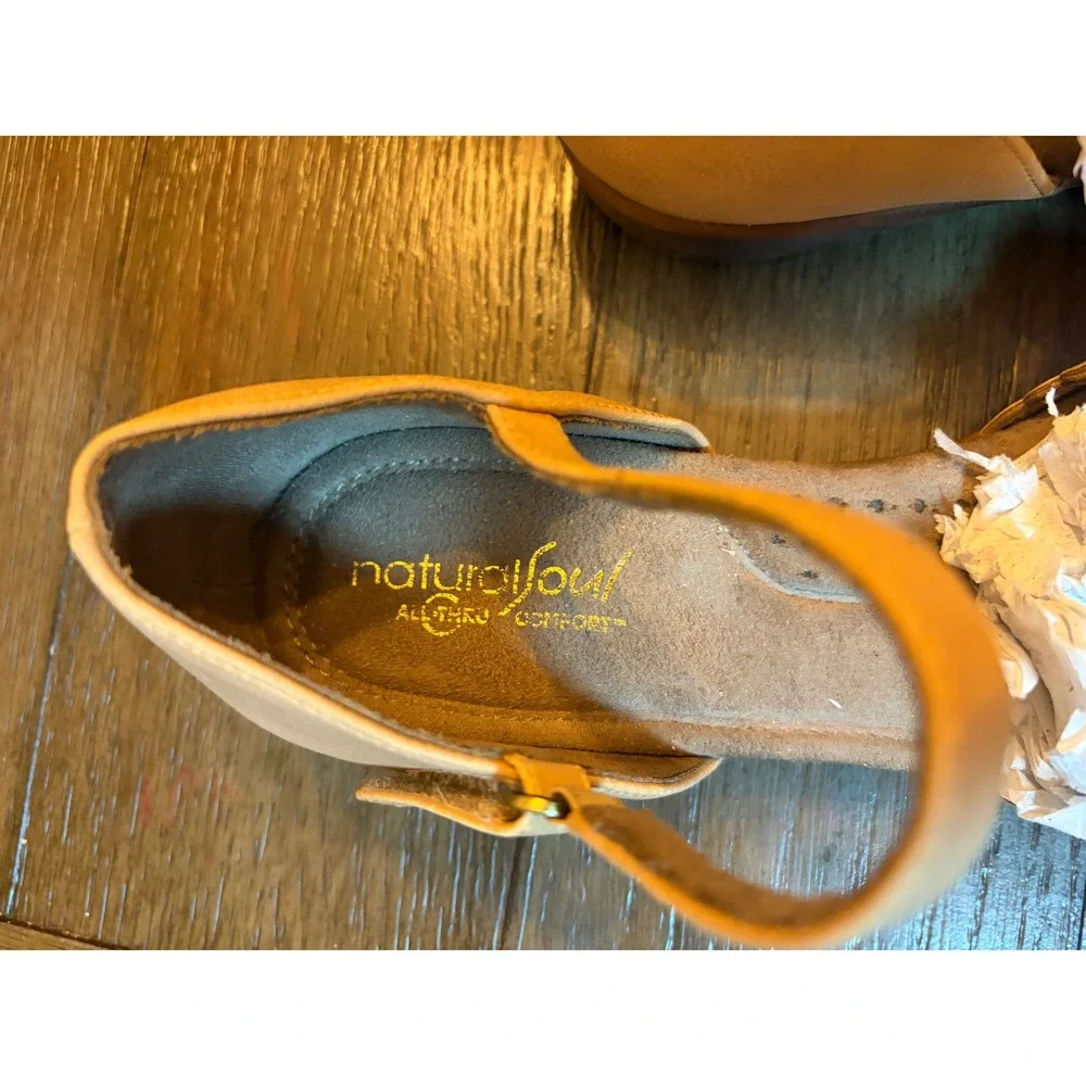 Natural Soul Mary Jane Flats Women 8M Tan Floral Laser Cut Scalloped Comfort